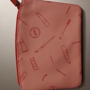 Small Ipsy cosmetic bag